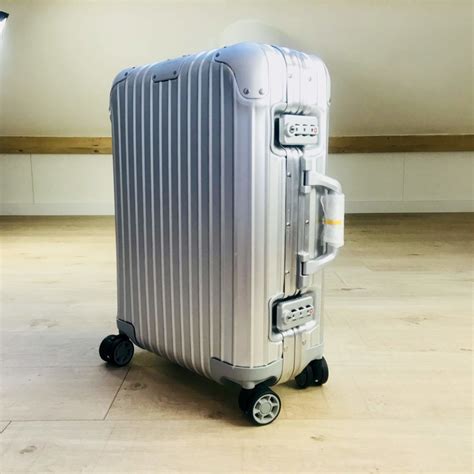 Rimowa Original Cabin Review .